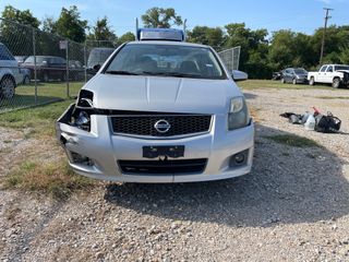 2011 Nissan Sentra 2.0SR - Exterior Front Center Image